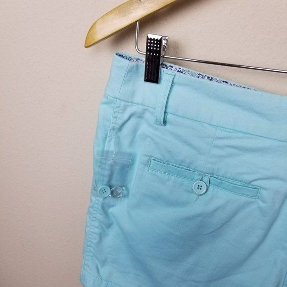 NWOT British Khaki Robin's Egg Blue Shorts Size 4 - Picture 3 of 5
